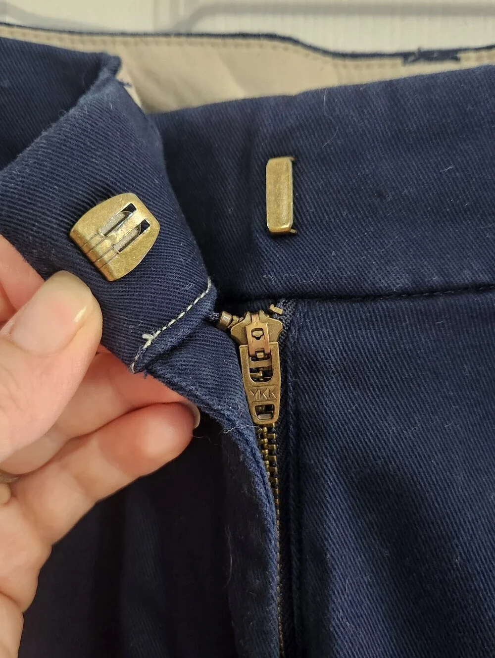 J.Crew navy flat front cotton chinos size 12 preppy minimalist coastal nautical